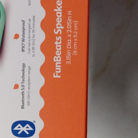 Little Bluetooth speaker - Picture 3 of 5